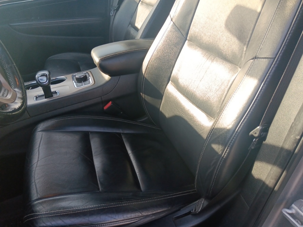 2014 Jeep Grand Cherokee Limited photo 17