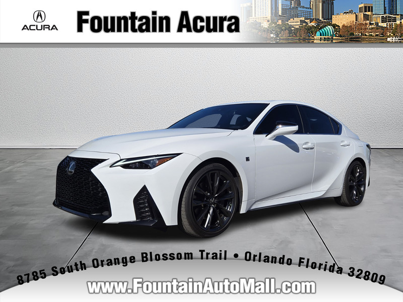 2024 Lexus IS 300's photo