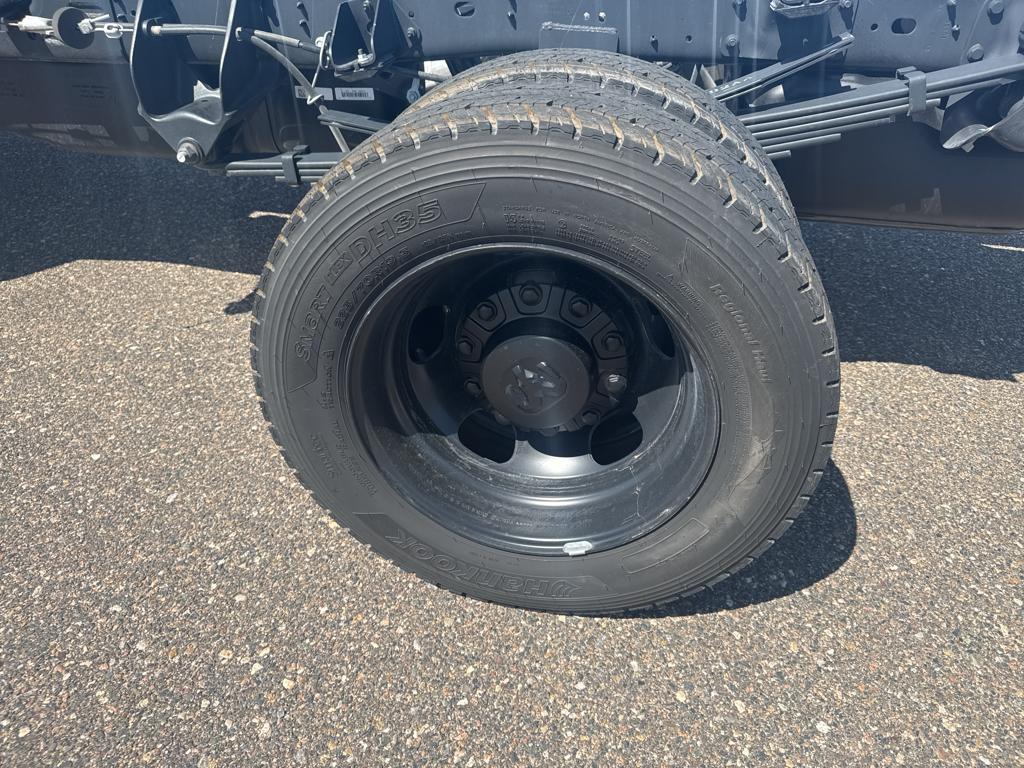 2025 Ram 5500 Tradesman photo 22