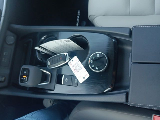 2026 Nissan Rogue SV photo 30
