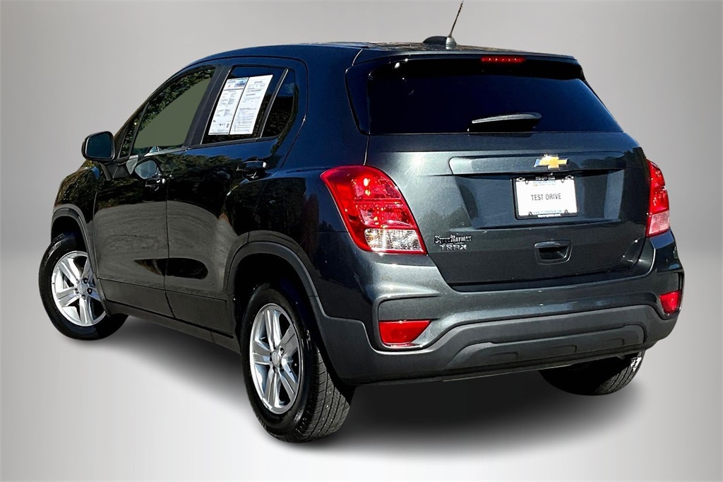 2020 Chevrolet Trax LS photo 4