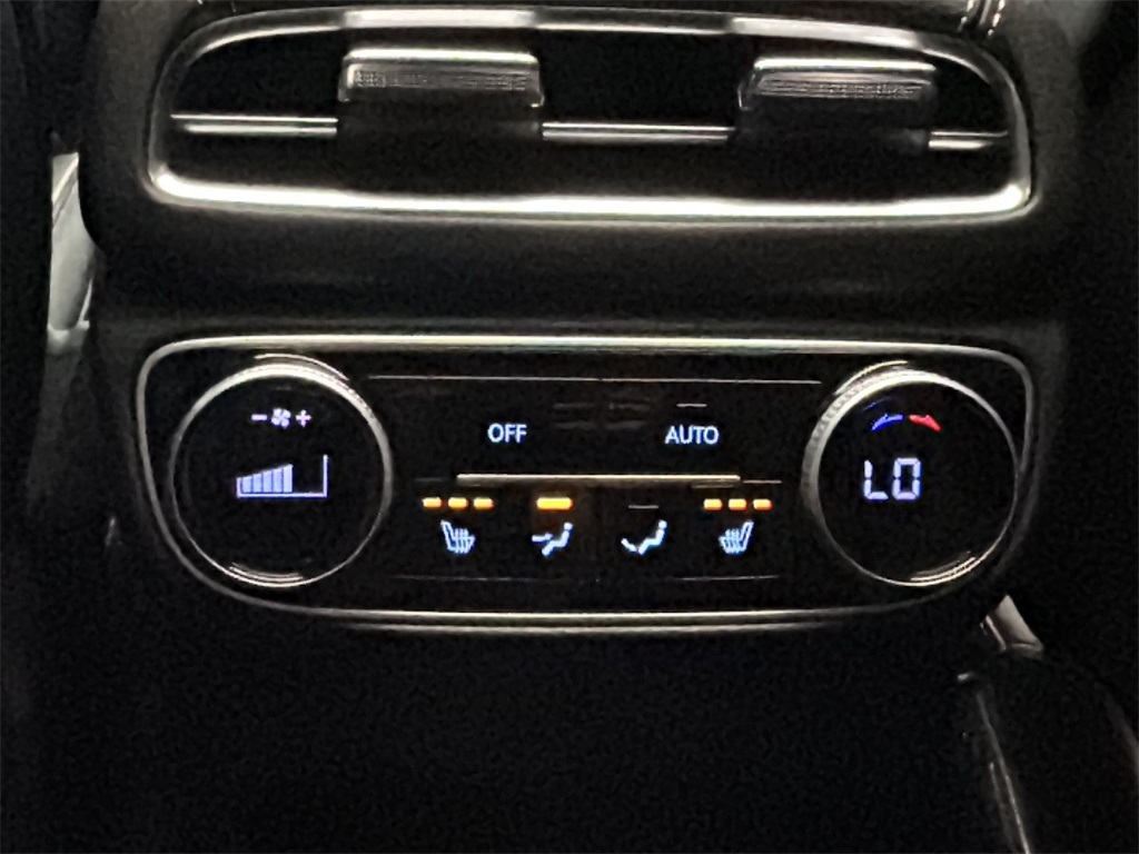 2023 Genesis GV80 2.5T Prestige photo 18