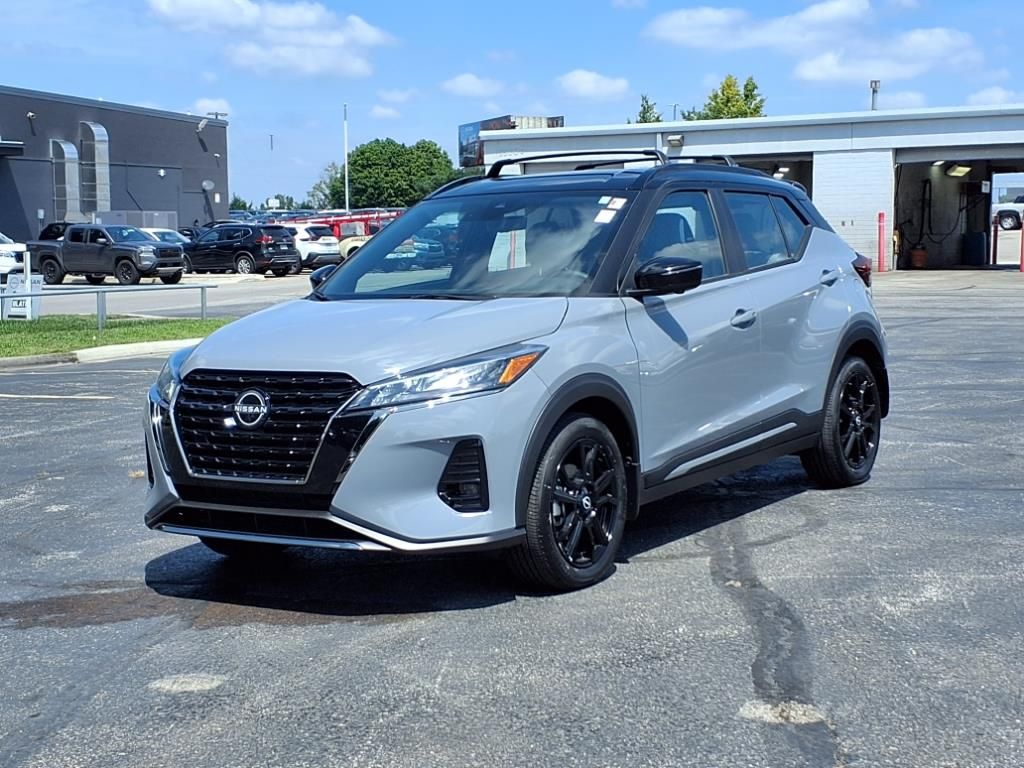 Certified 2024 Nissan Kicks SR with VIN 3N1CP5DV6RL515759 for sale in Kansas City