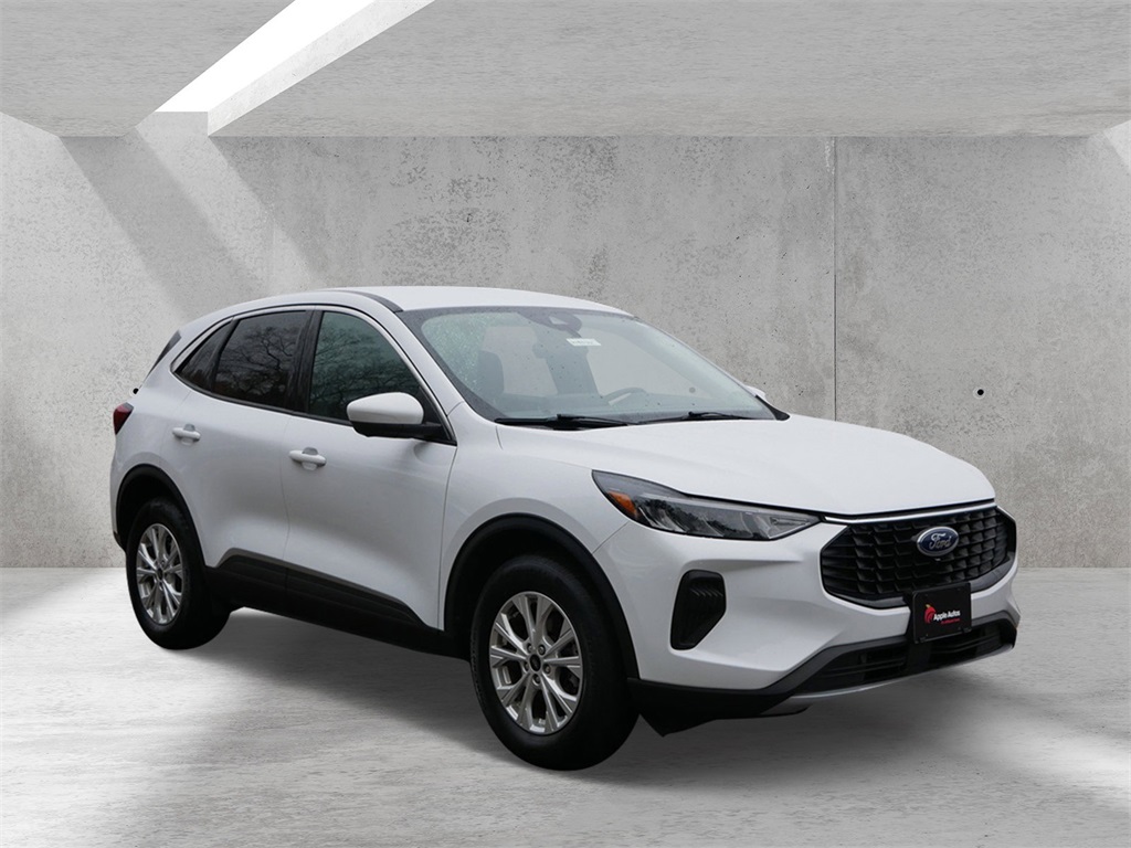 2023 Ford Escape Active's photo