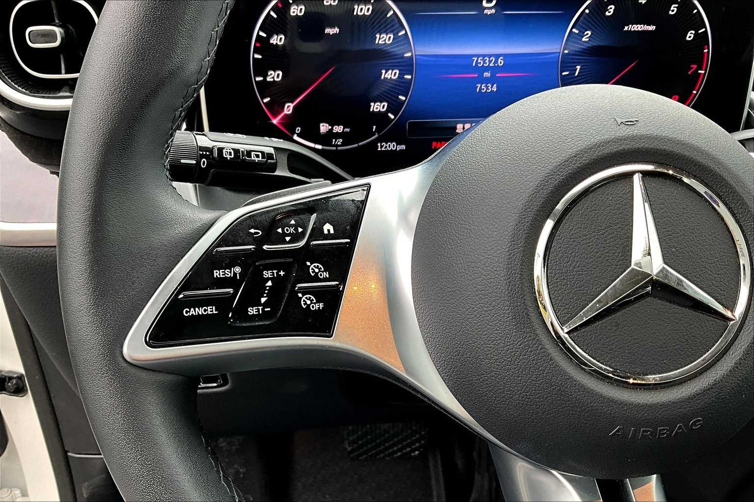 2024 Mercedes Benz GLC 300 4MATIC photo 15