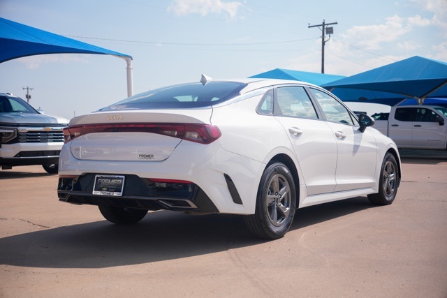 2023 Kia K5 LXS photo 3