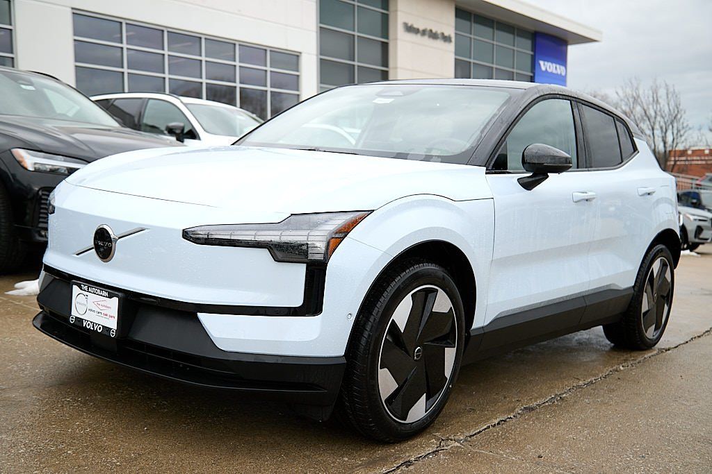 2026 VOLVO EX30 - Image 1