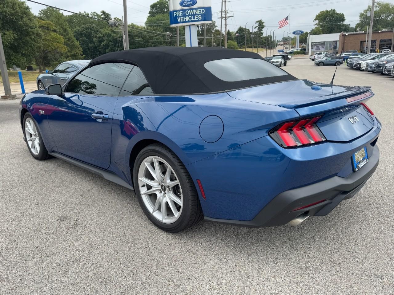 2024 Ford Mustang GT Premium Convertible photo 4