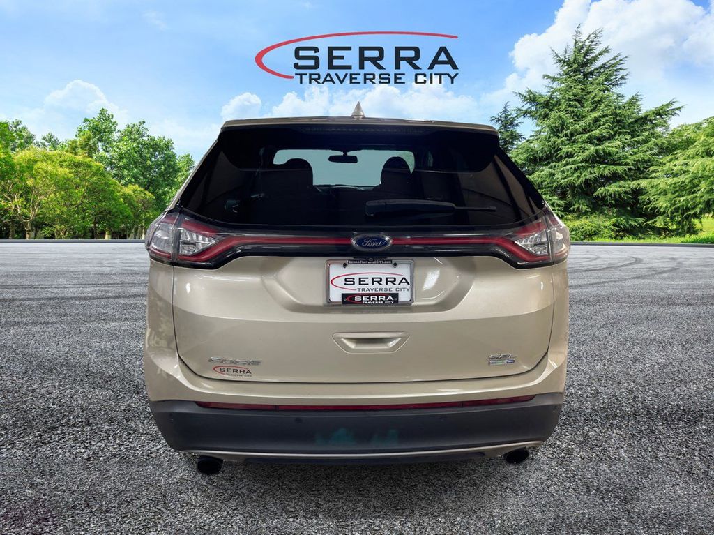 2017 Ford Edge SEL photo 6