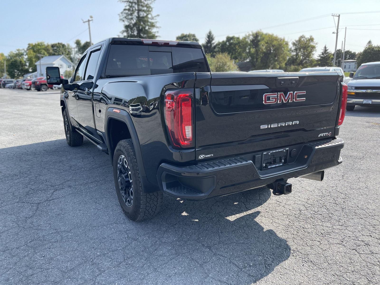 2022 Gmc Sierra 3500 HD AT4 photo 6