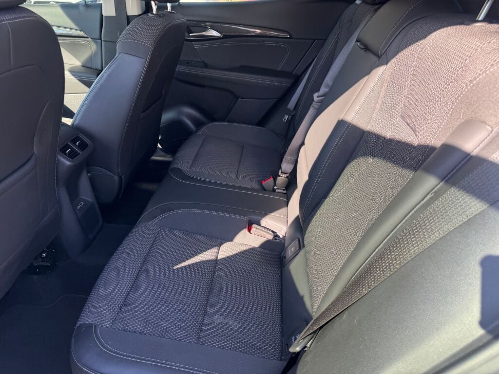 2023 Buick Envision Preferred photo 15