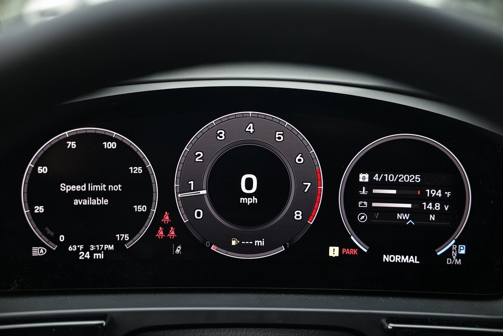 2025 Porsche Cayenne photo 31