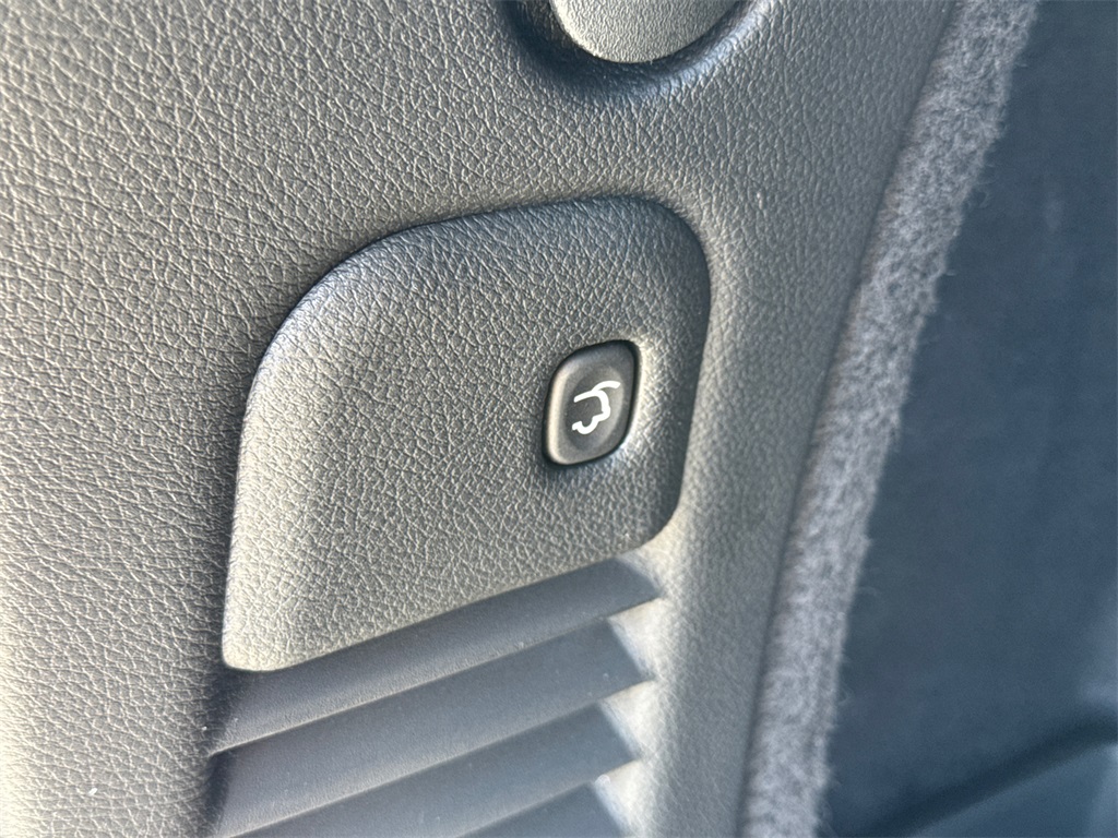 2025 Dodge Durango R/T Plus photo 14