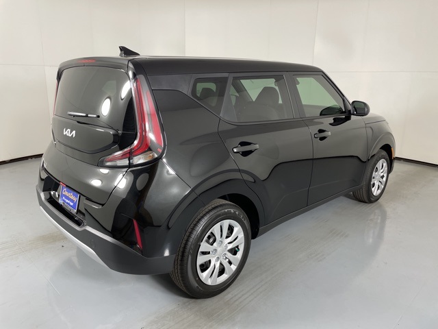 2025 Kia Soul LX S photo 7