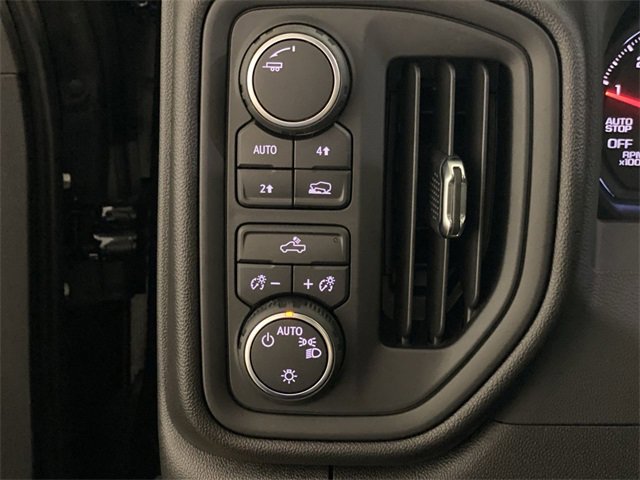 2025 Chevrolet Silverado 1500 Custom photo 29