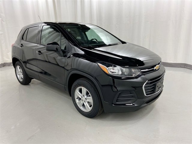 2022 Chevrolet Trax LS's photo