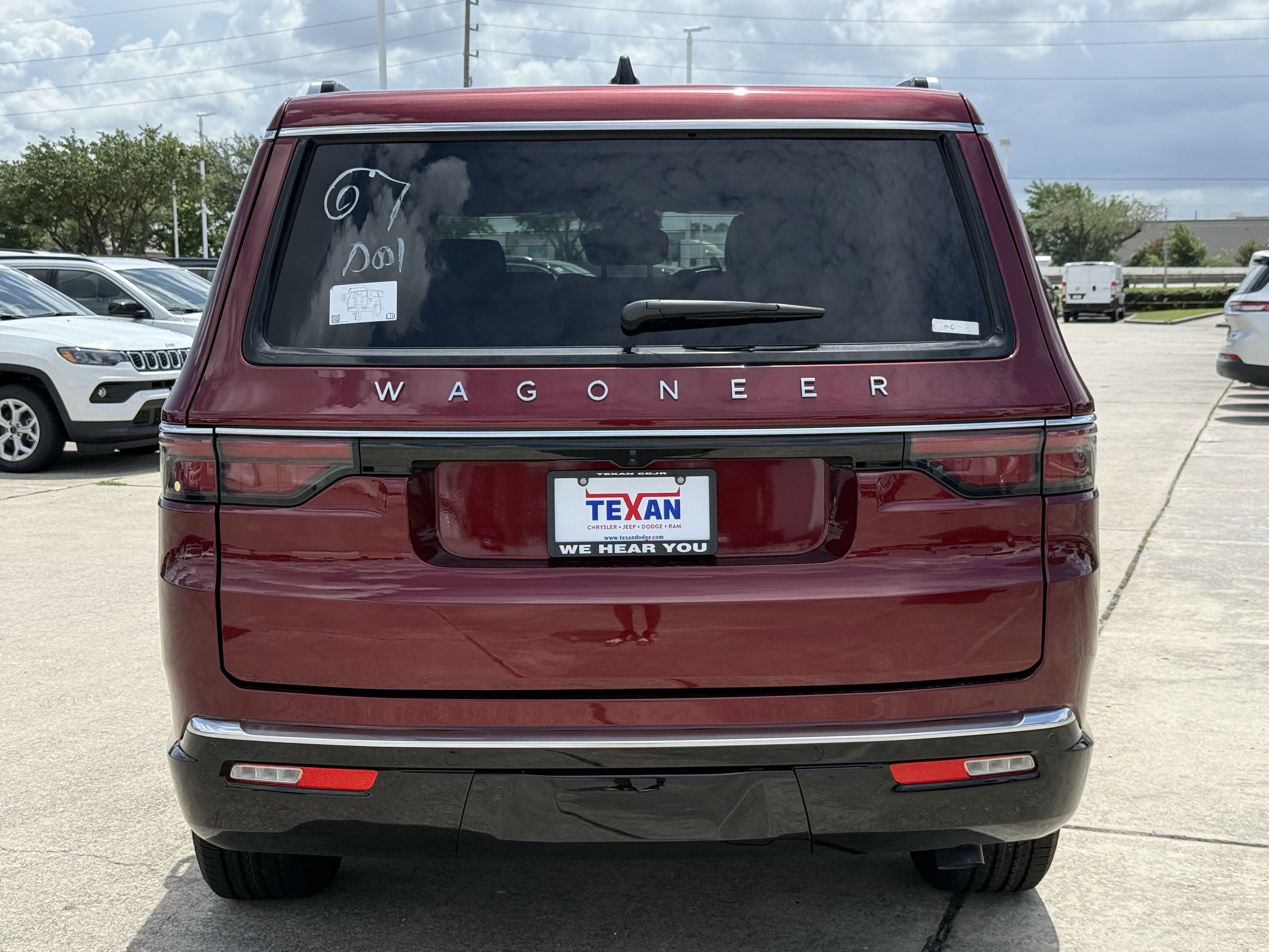 2025 Jeep Wagoneer Base photo 2