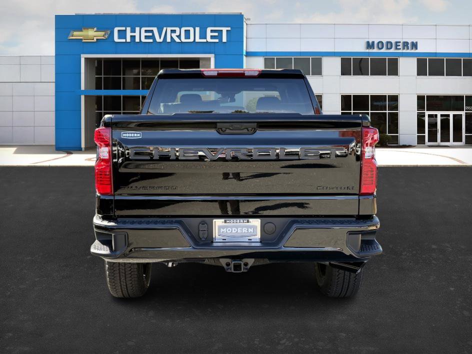 2026 Chevrolet Silverado 1500 Custom Trail Boss photo 4