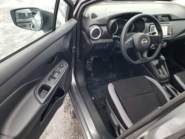 2025 Nissan Versa S photo 8