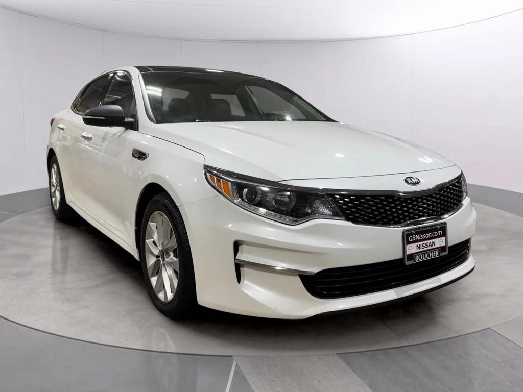 Used 2018 Kia Optima EX with VIN 5XXGU4L38JG232393 for sale in Greenfield, WI