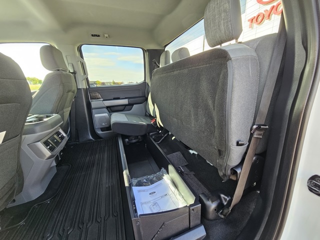 2023 Ford F-350 photo 17