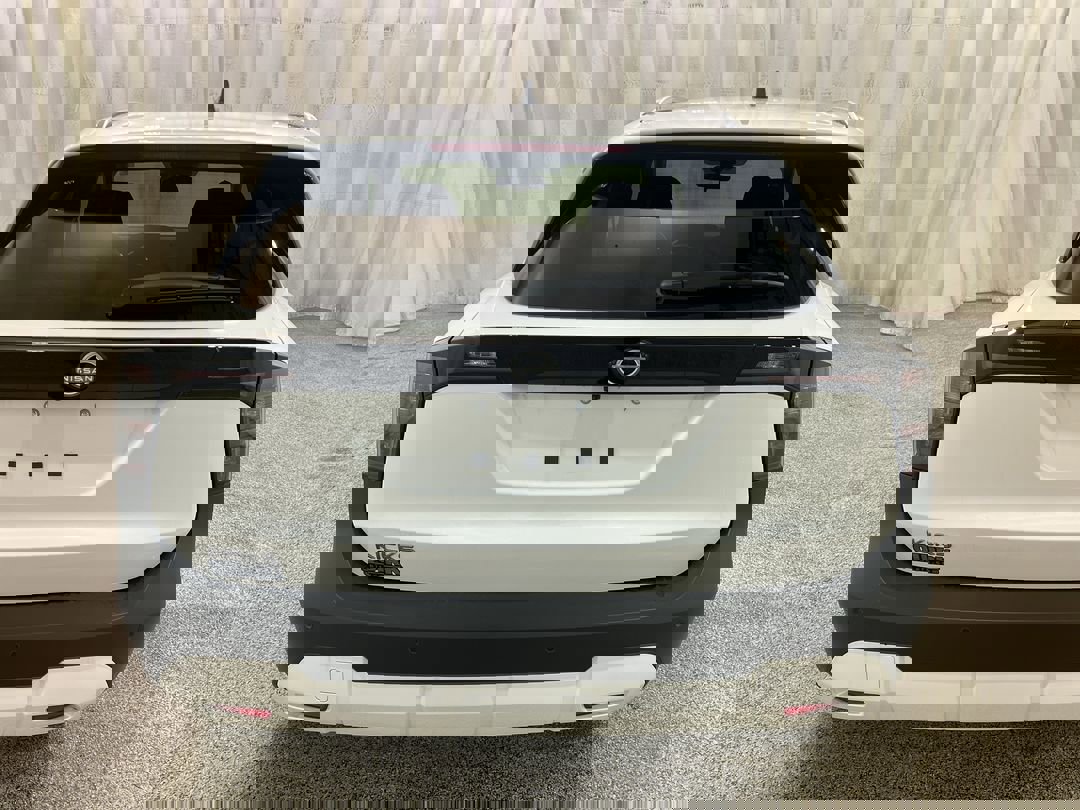 2026 Nissan Kicks SV photo 3