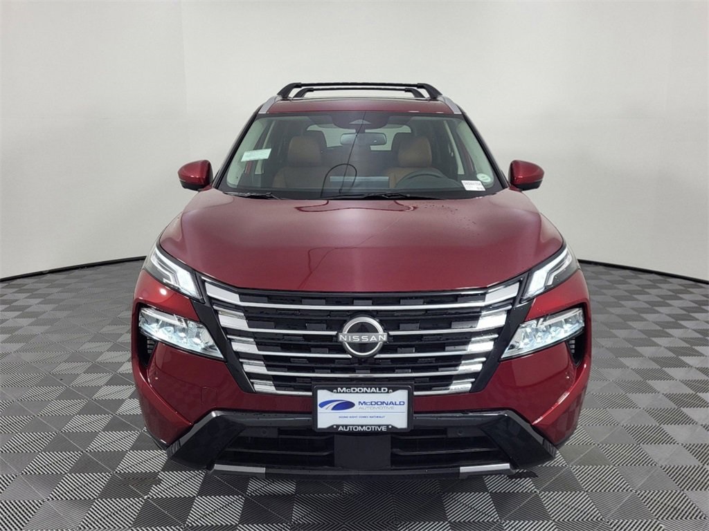 2025 Nissan Rogue Platinum photo 5