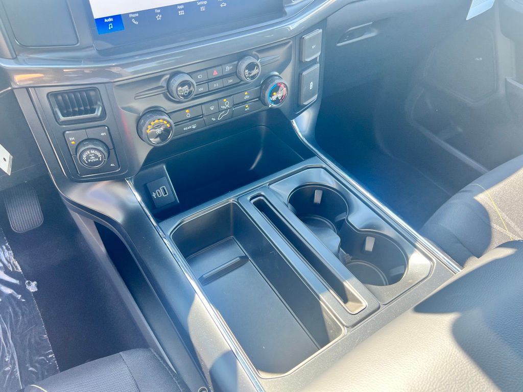 2025 Ford F-150 STX photo 12