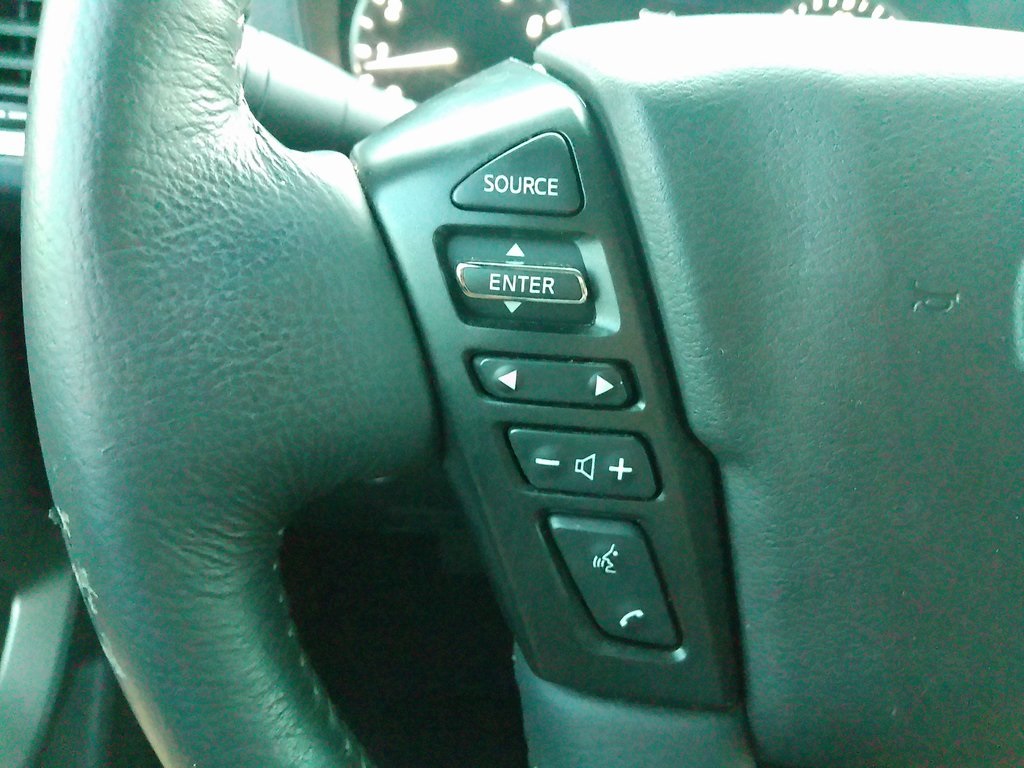 2024 Nissan Frontier SV photo 25