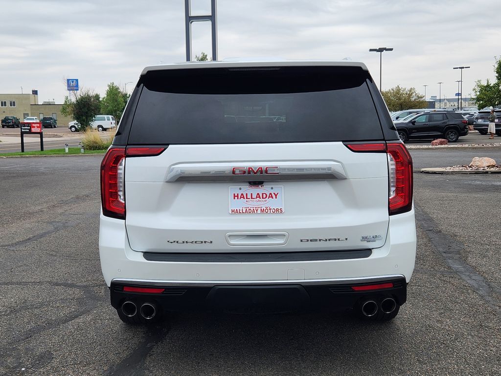 2021 Gmc Yukon XL 1500 Denali photo 4