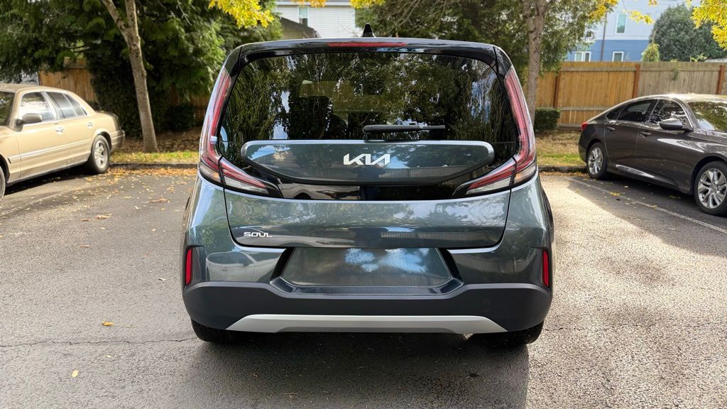 2024 Kia Soul LX photo 7