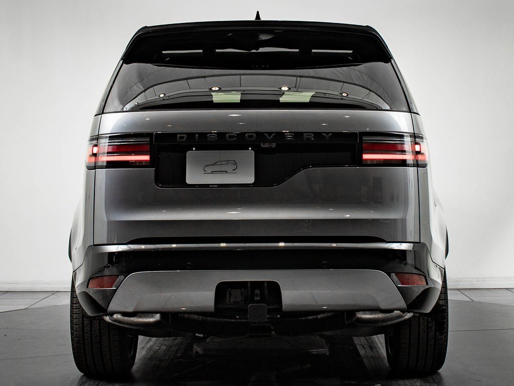 2025 Land Rover Discovery SE photo 3