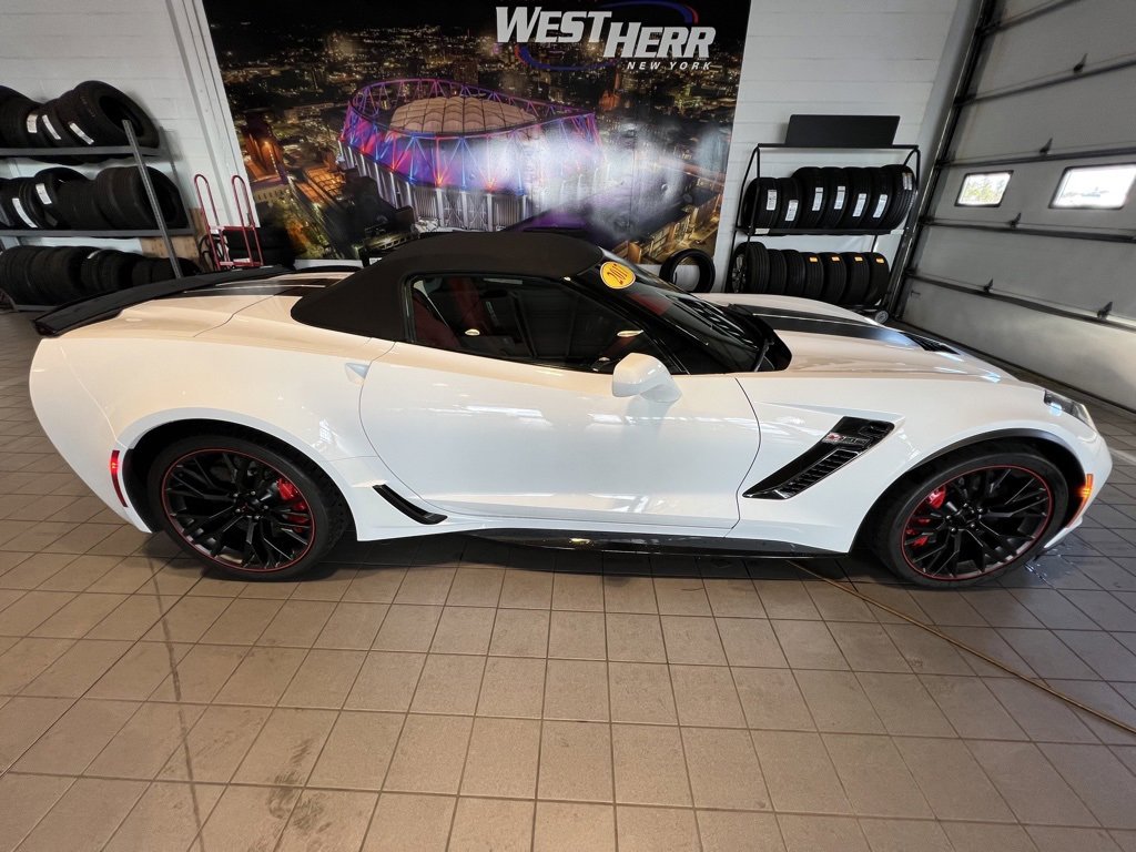 2017 Chevrolet Corvette Z06 2LZ Convertible photo 8