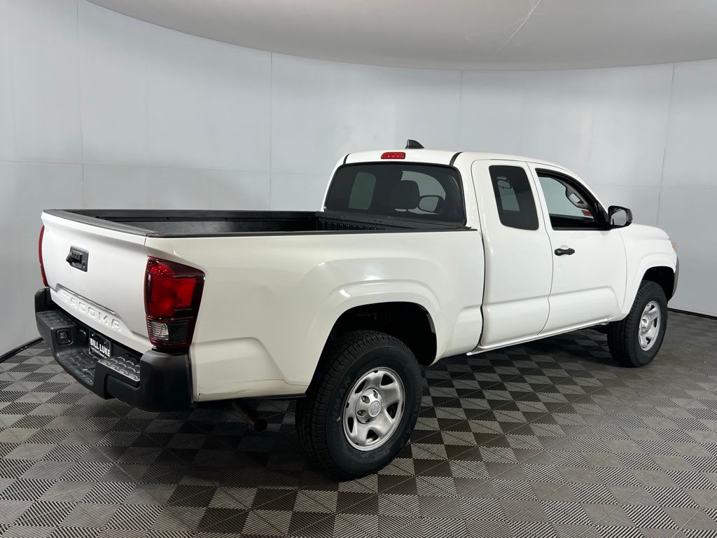 2023 Toyota Tacoma SR5 photo 4