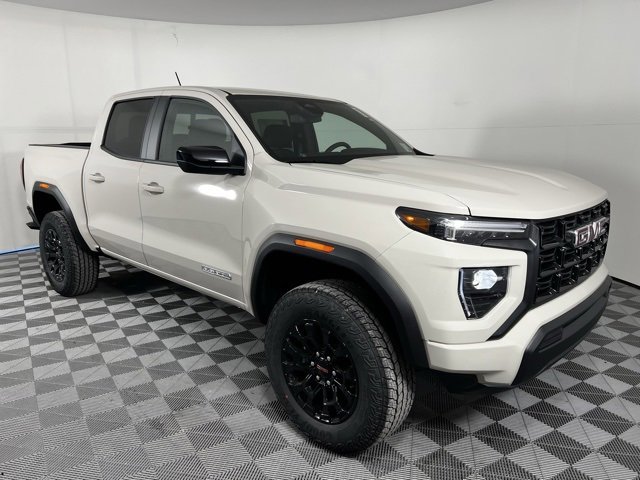 2026 GMC Canyon Elevation's photo