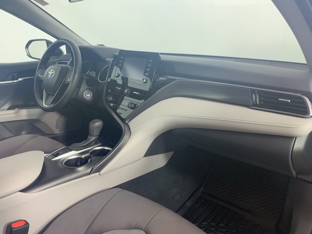 2023 Toyota Camry LE photo 24