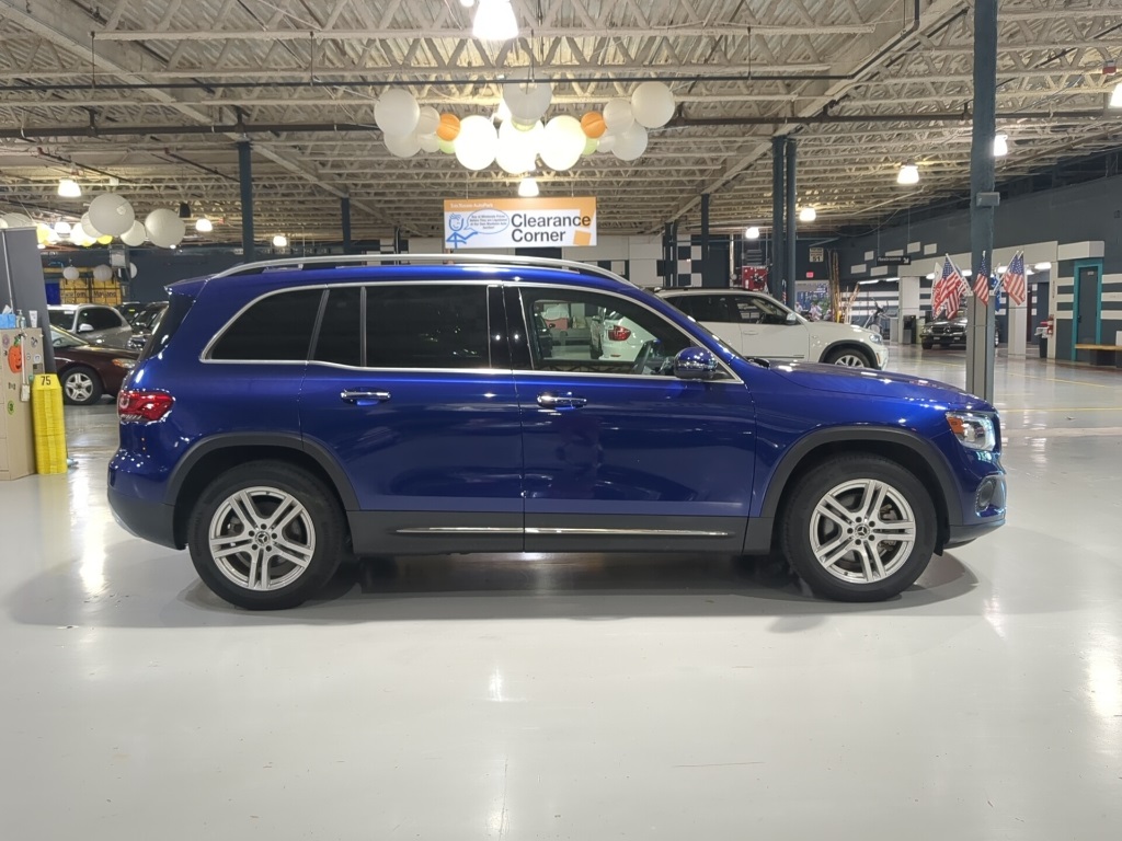 2021 Mercedes Benz GLB 250 4MATIC photo 4