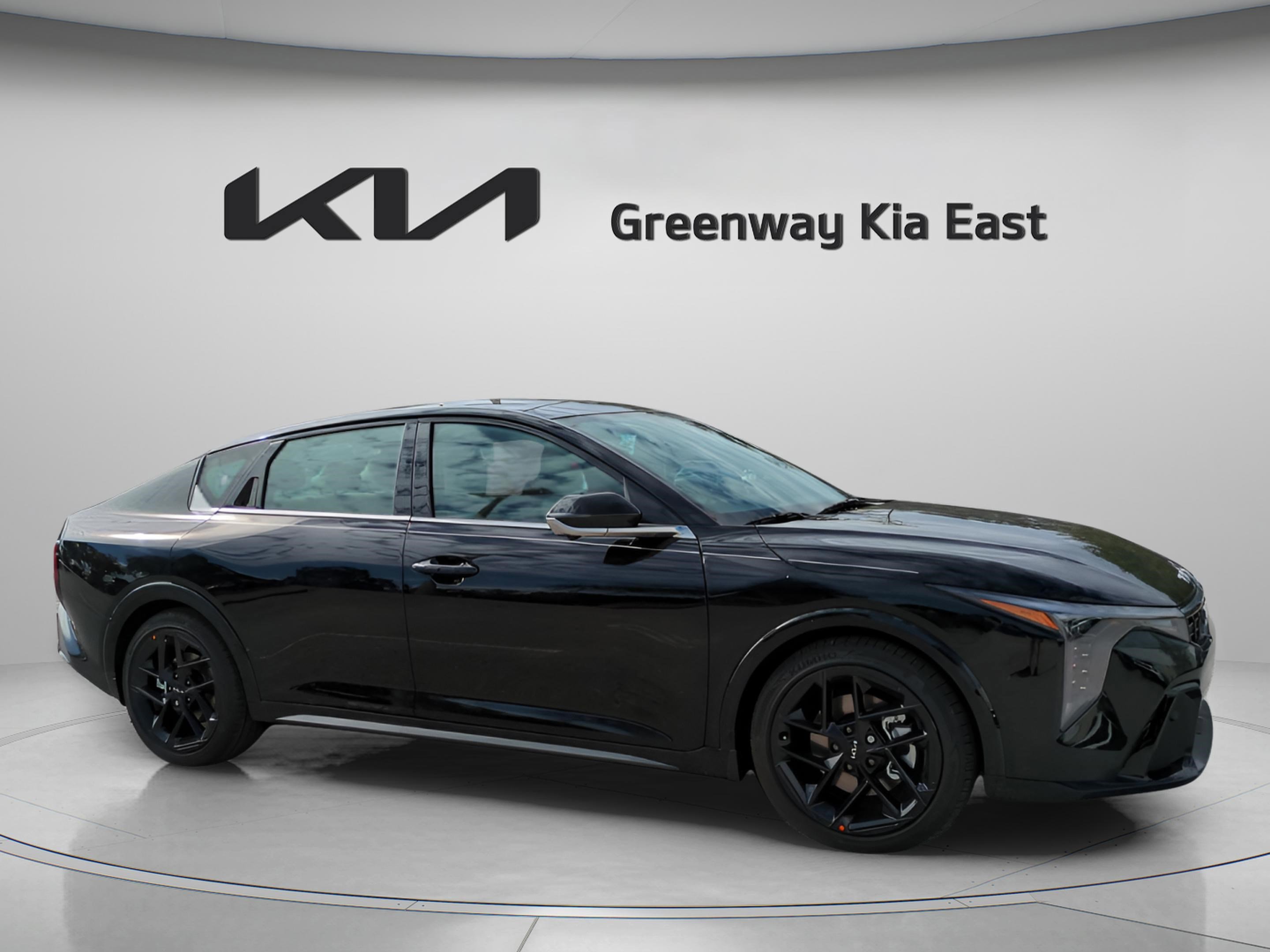 2025 Kia K4 GT-Line Turbo's photo