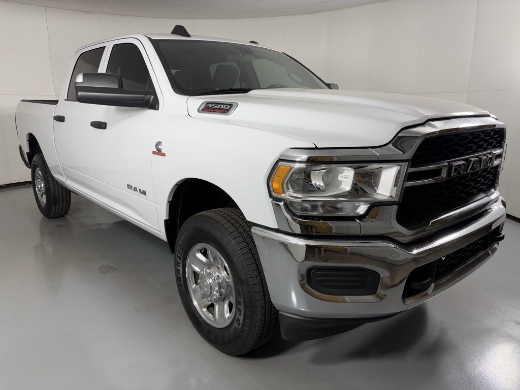 2021 Ram 3500 Tradesman photo 2