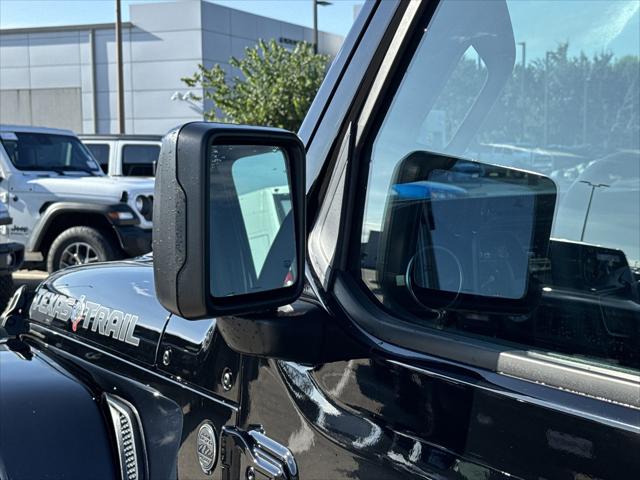 2025 Jeep Gladiator Sport photo 5