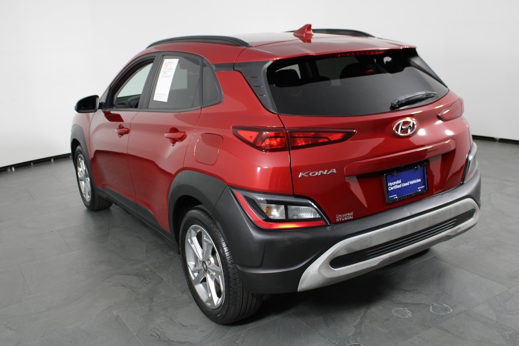 2022 Hyundai Kona SEL photo 3