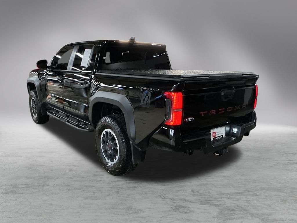 2024 Toyota Tacoma TRD Off-Road photo 2