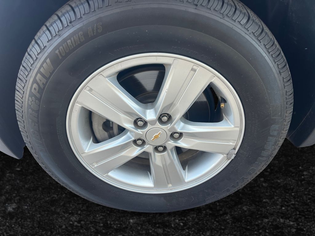 2022 Chevrolet Trax LS photo 24