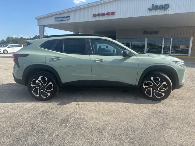 2024 Chevrolet Trax photo 8