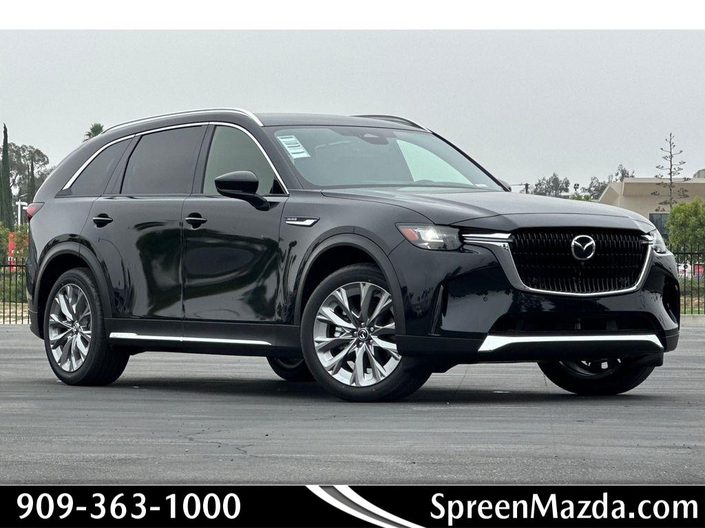 2025 Mazda CX-90 Premium Plus Package's photo