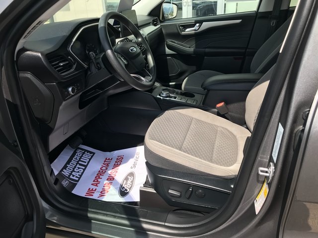 2021 Ford Escape Hybrid SE photo 3