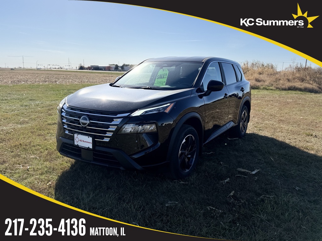 2026 Nissan Rogue SV's photo