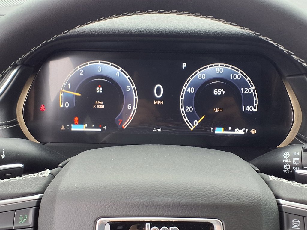 2025 Jeep Grand Cherokee Altitude X photo 12