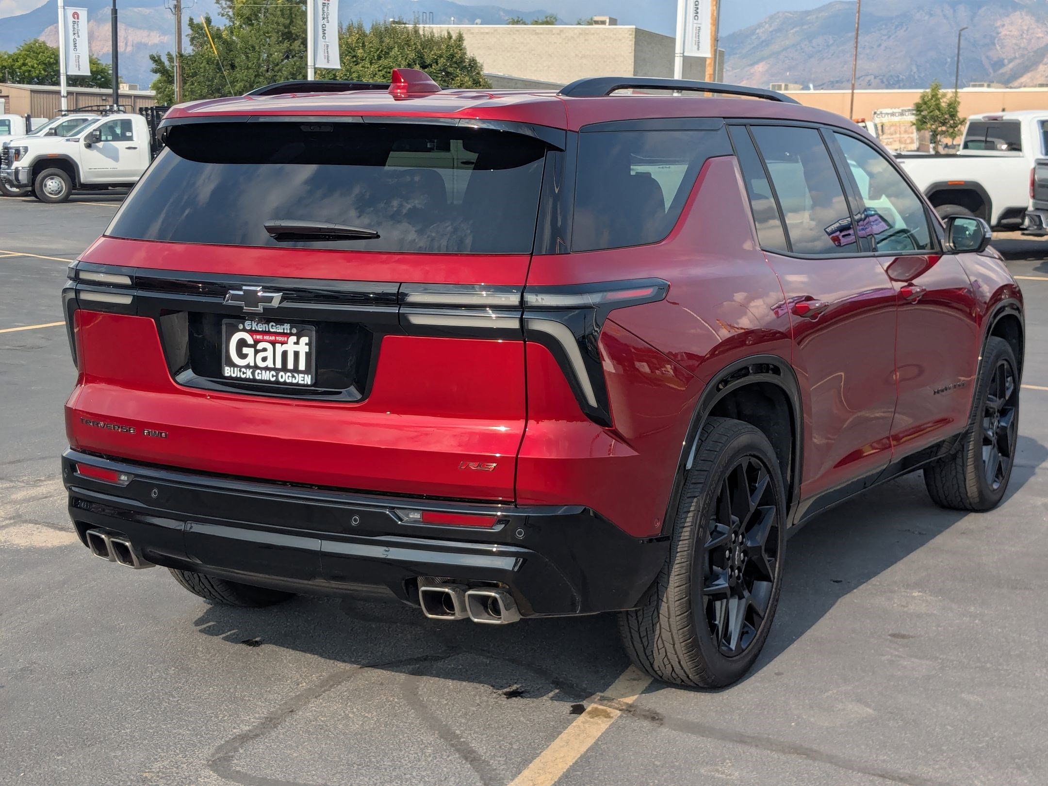 2024 Chevrolet Traverse RS photo 3