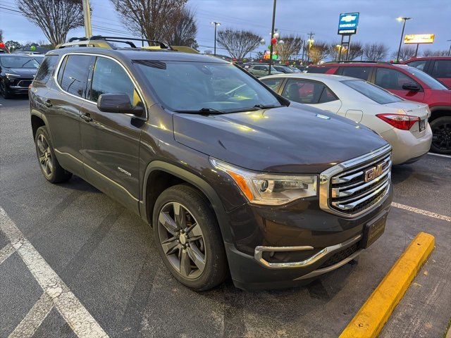 2017 GMC Acadia SLT-2's photo